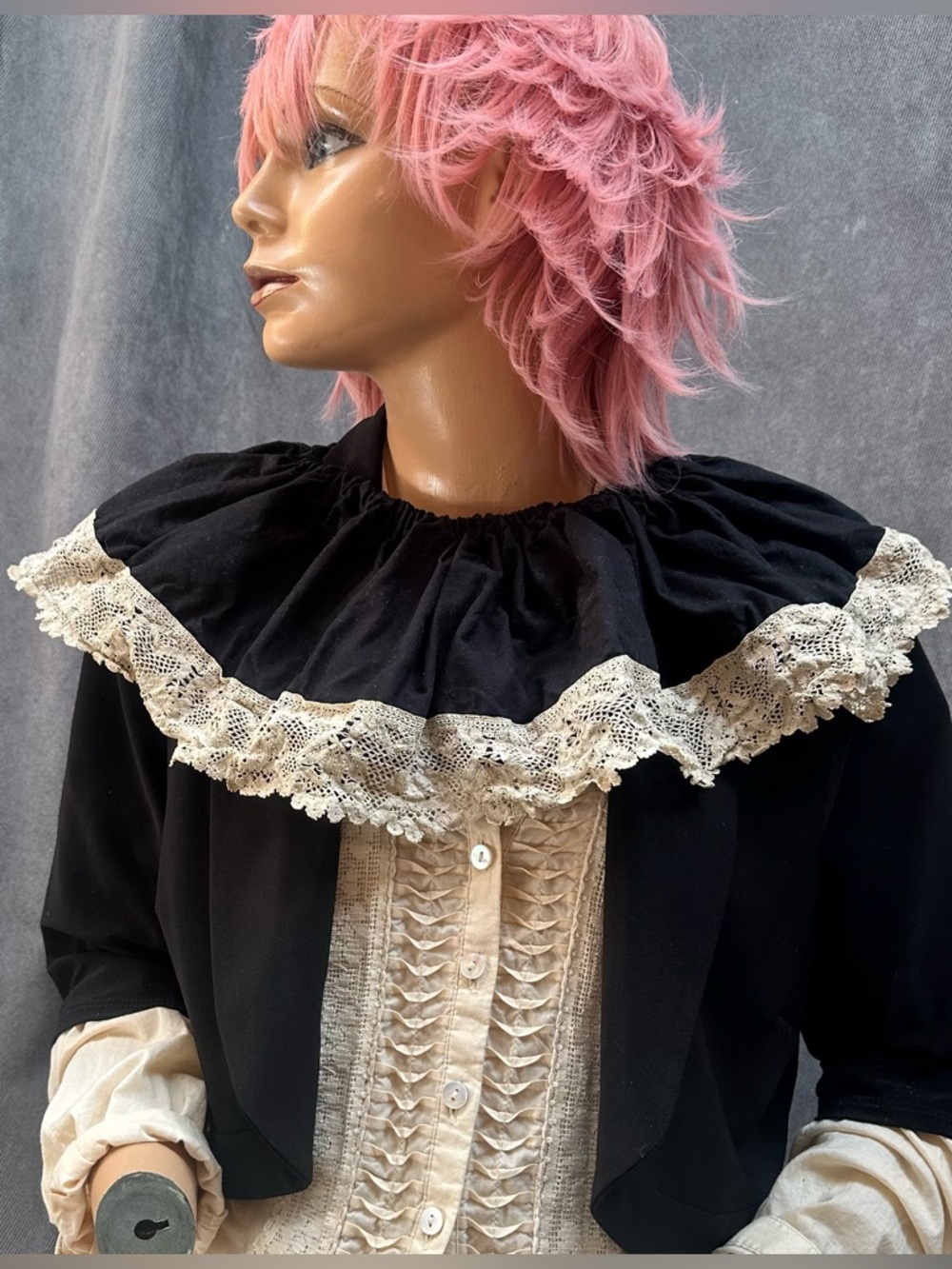 Vintage ruffle clown collar w/ lace detachable statement collar